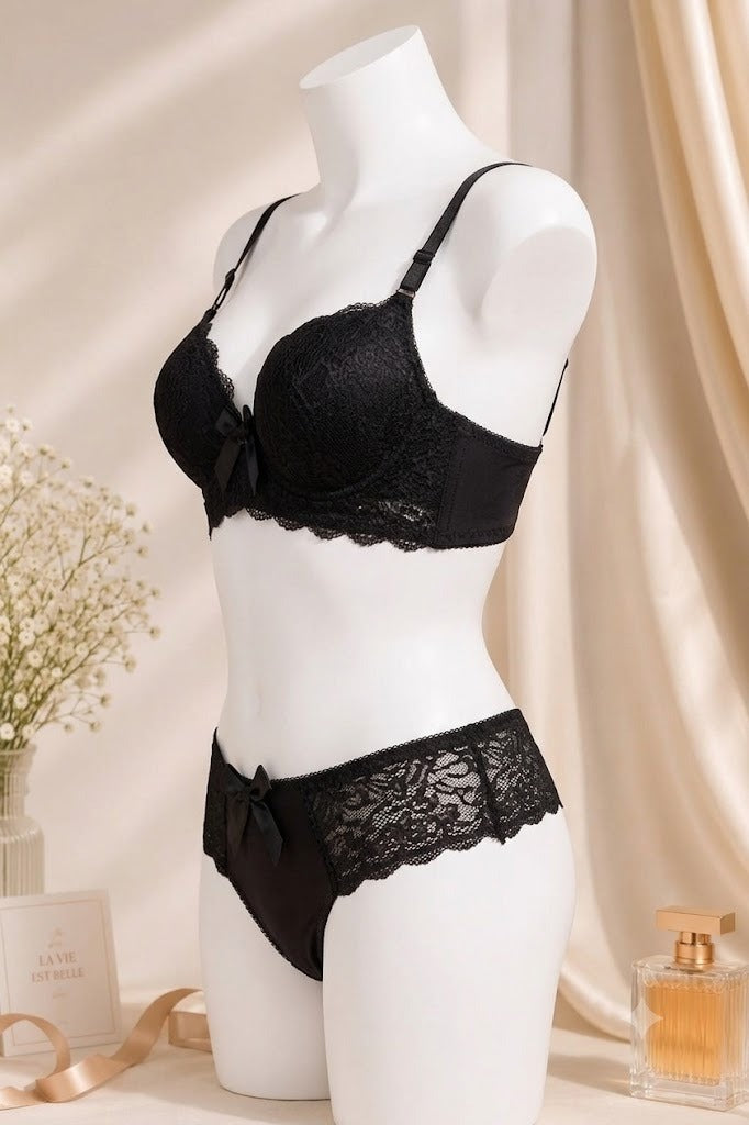 Women's black Lace Push-Up Bra & Panty Set