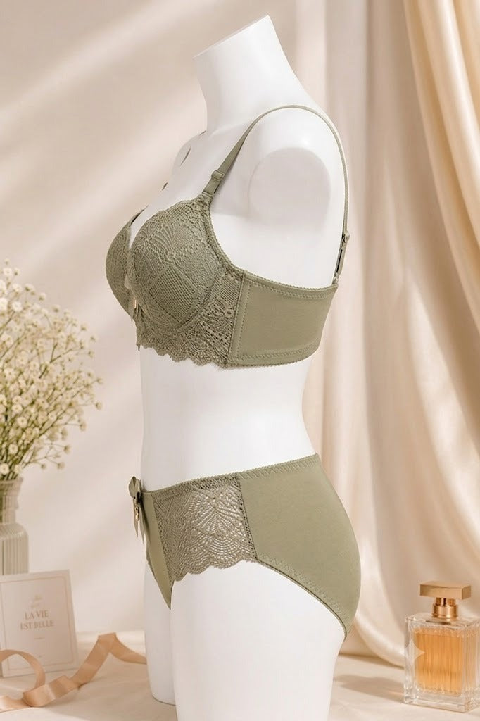 Women's Sage Green Lace Push-Up Bra & Panty Set