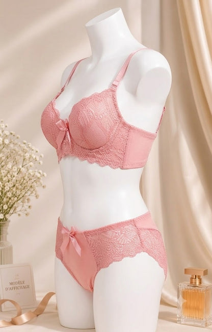 Women's Baby Pink Lace Push-Up Bra & Panty Set